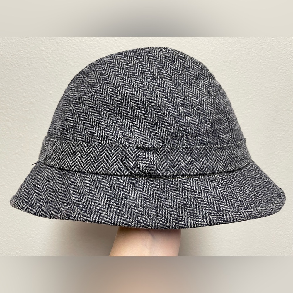 Vintage Burberry grey and navy herringbone wool bucket hat, size 7 1/4